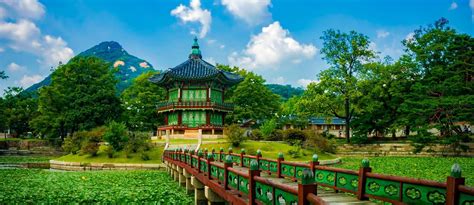 Best South Korea Tours & Vacations 2025/2026